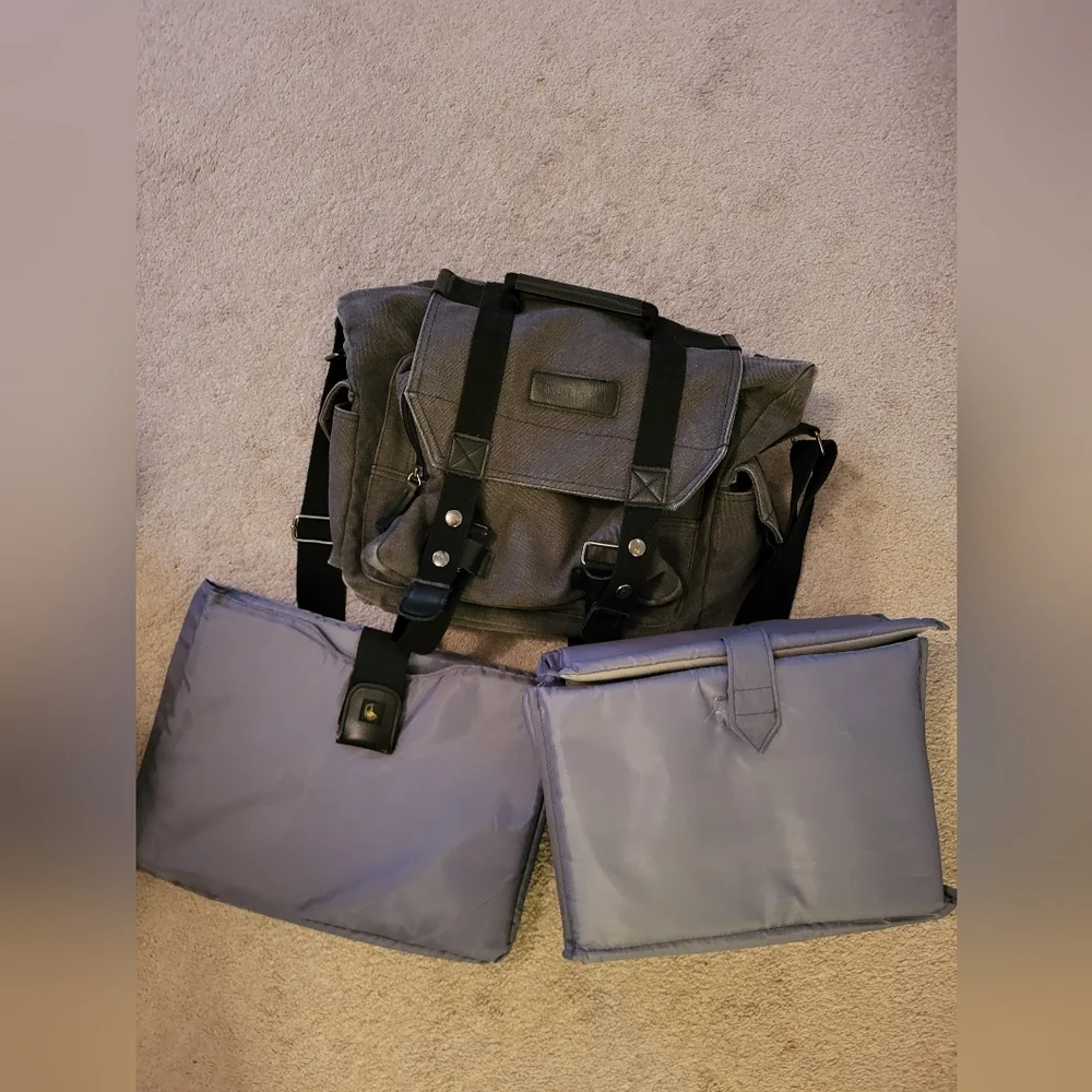 Gray Messenger Camera Bag